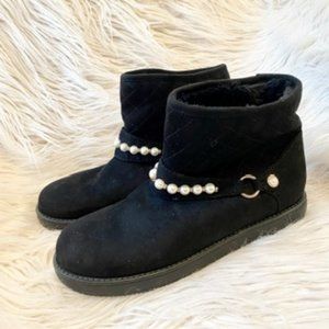Unisa Unachir Black Pearl Fuzzy Ankle Booties Sz 9